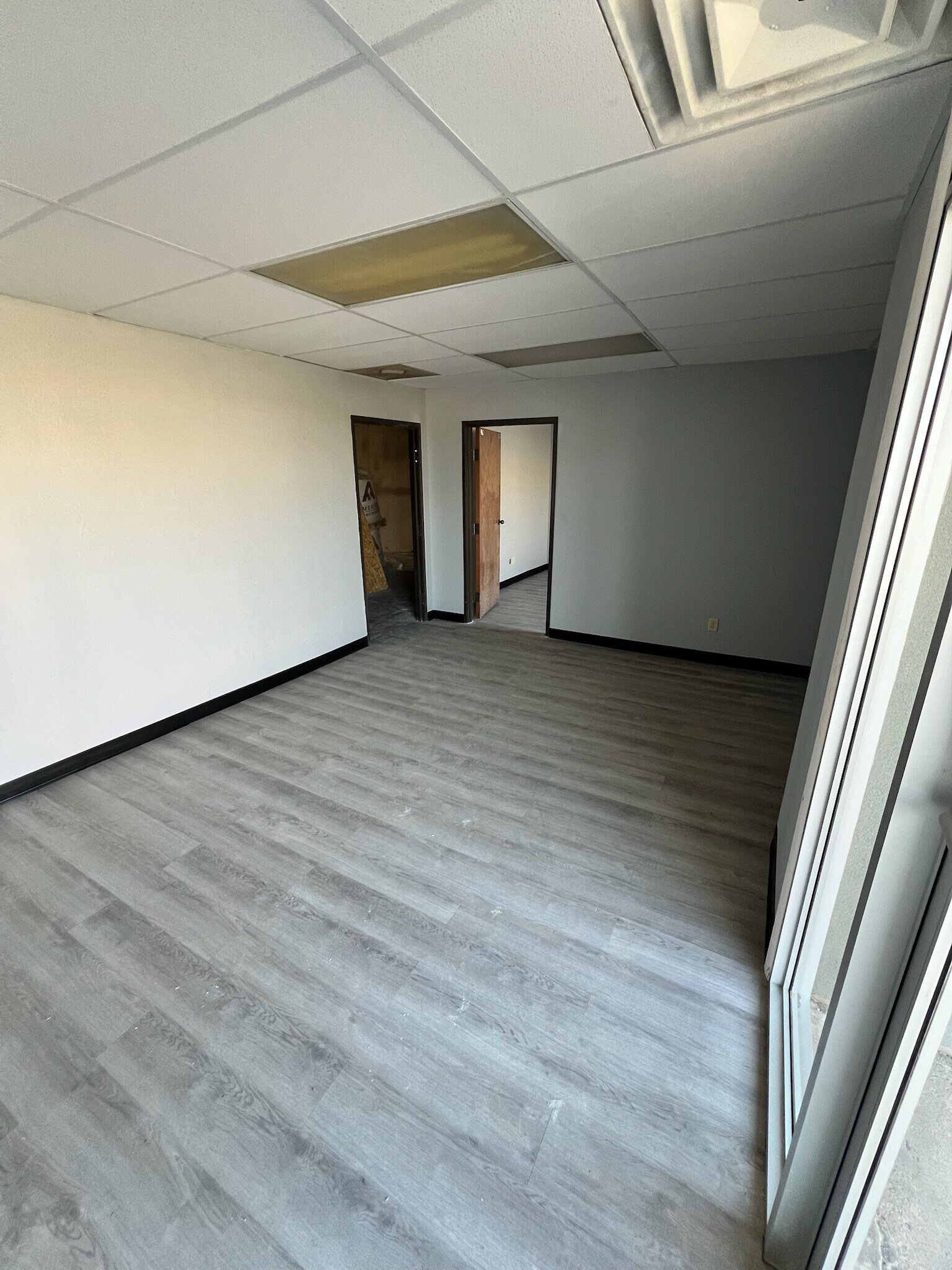 4300 Charter Ave, Oklahoma City, OK for lease Interior Photo- Image 1 of 8