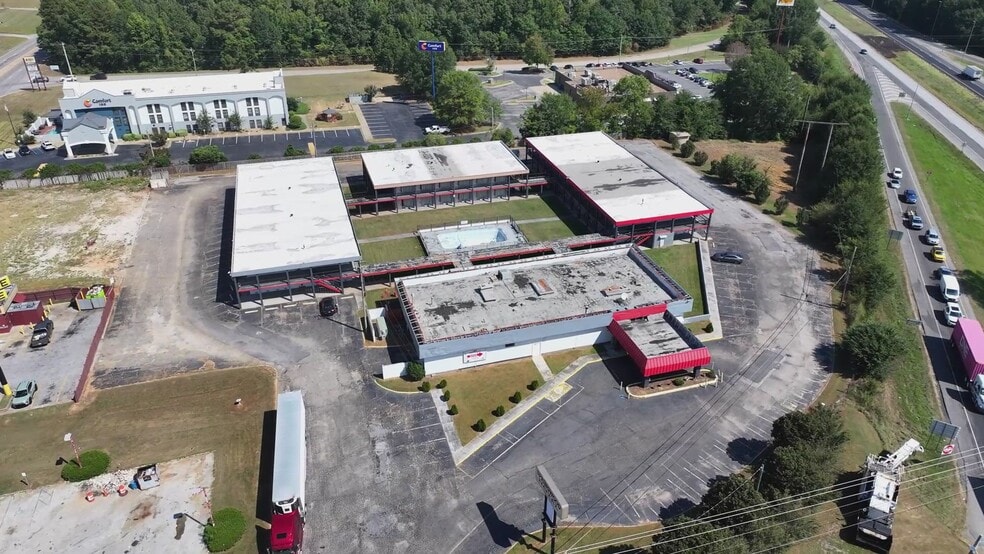 1002 Columbus Pky, Opelika, AL for sale - Commercial Listing Video - Image 2 of 6