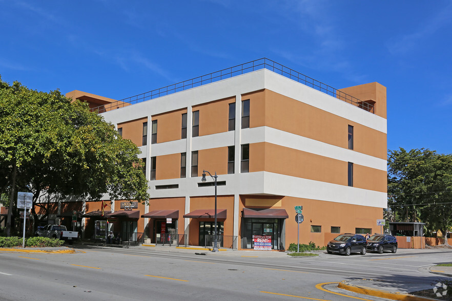 1801 Coral Way, Miami, FL for lease - Building Photo - Image 2 of 22