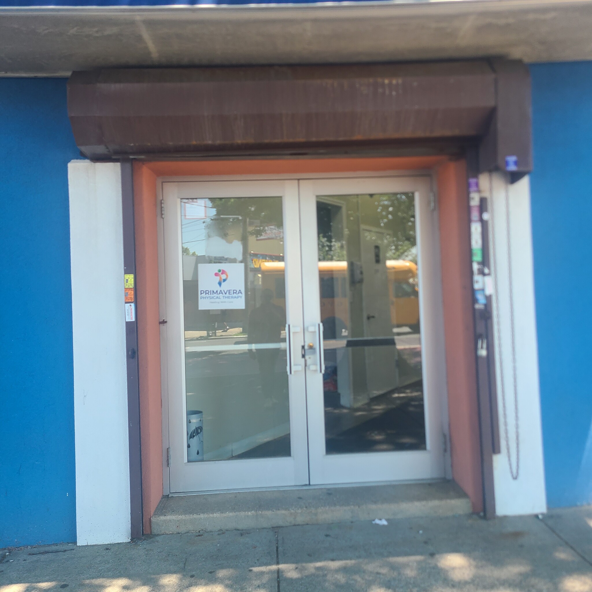 1339 E Gun Hill Rd, Bronx, NY for lease Building Photo- Image 1 of 11