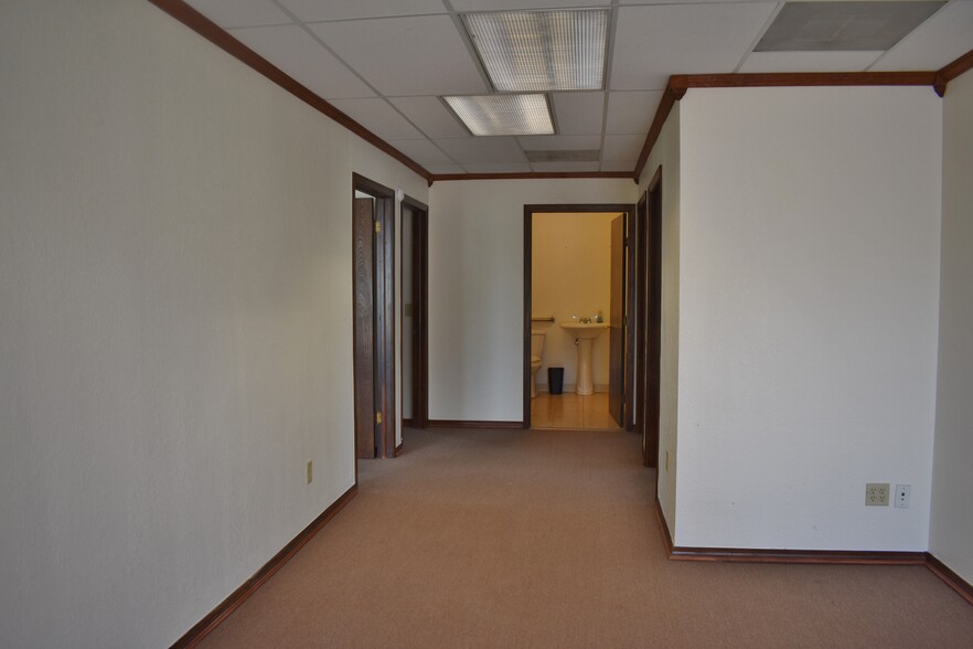 7733 W Britton Rd, Oklahoma City, OK 73132 - Office for Sale | LoopNet