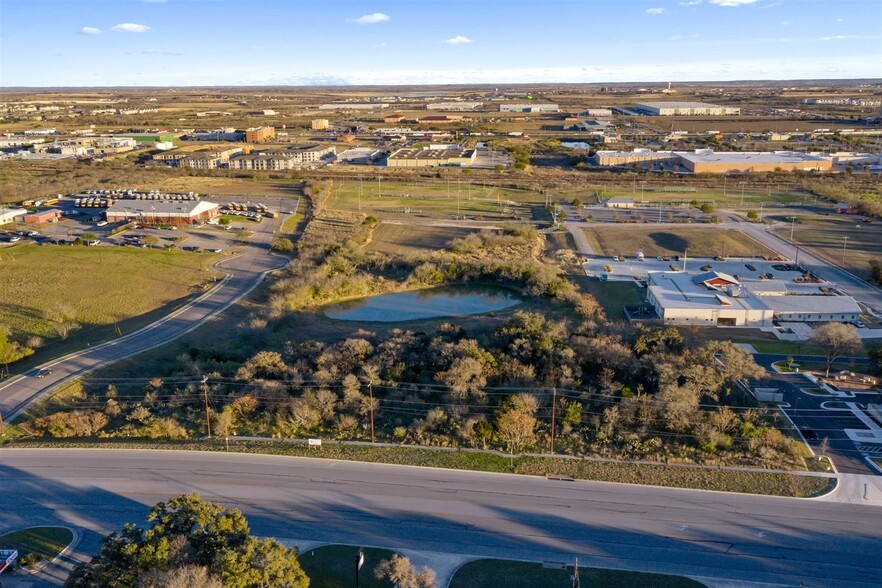 2701 Hunter, San Marcos, TX for sale - Aerial - Image 2 of 15