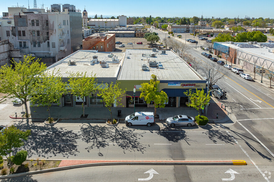 2025 Chester Ave, Bakersfield, CA for lease - Building Photo - Image 3 of 22