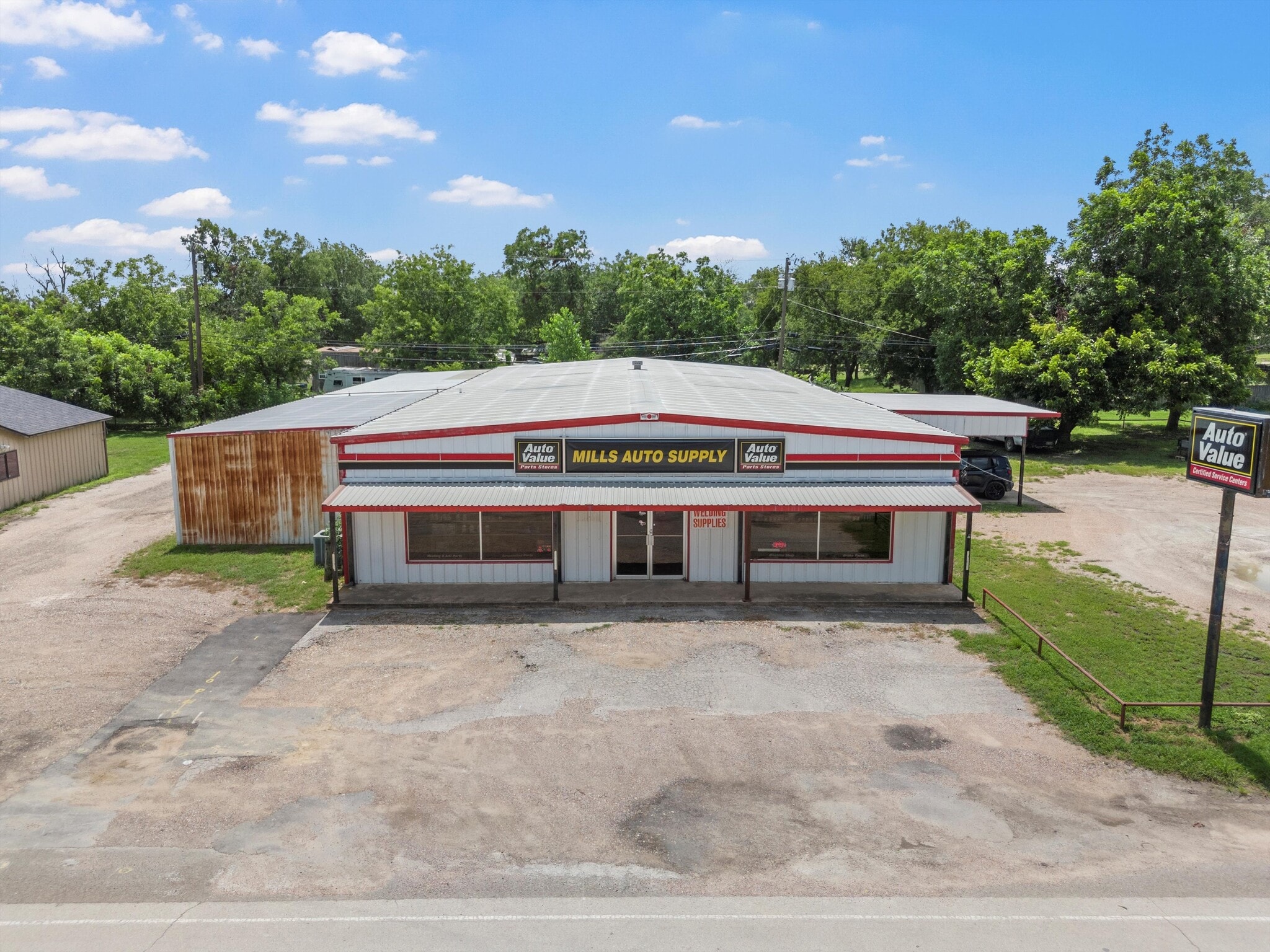 604 NE 4th St, Hubbard, TX for sale Building Photo- Image 1 of 7