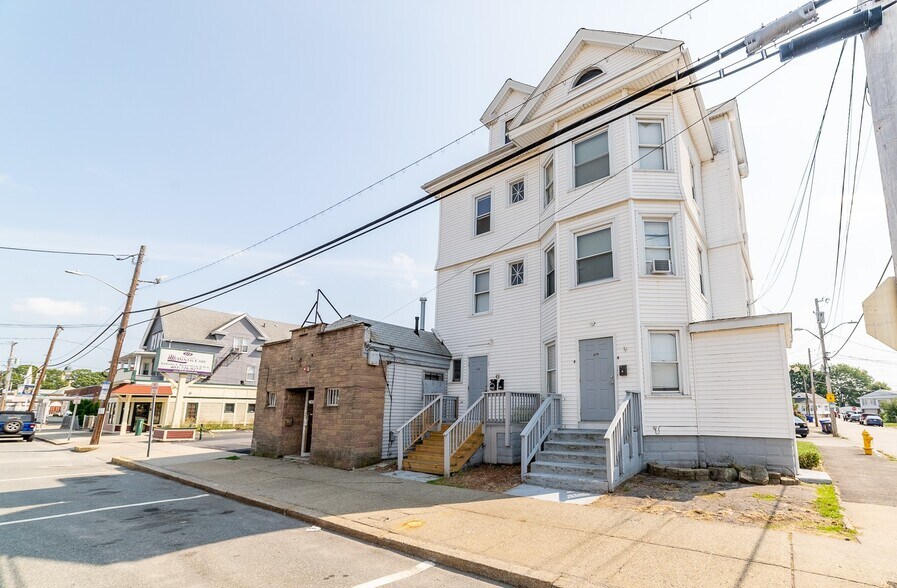 619 Central Ave, Pawtucket, RI for sale - Building Photo - Image 1 of 1