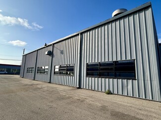 More details for 207 Causeway Blvd, La Crosse, WI - Industrial for Sale