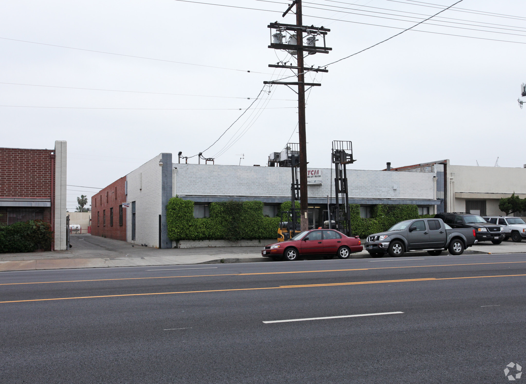 8111 Lankershim Blvd, North Hollywood, CA for lease Primary Photo- Image 1 of 3