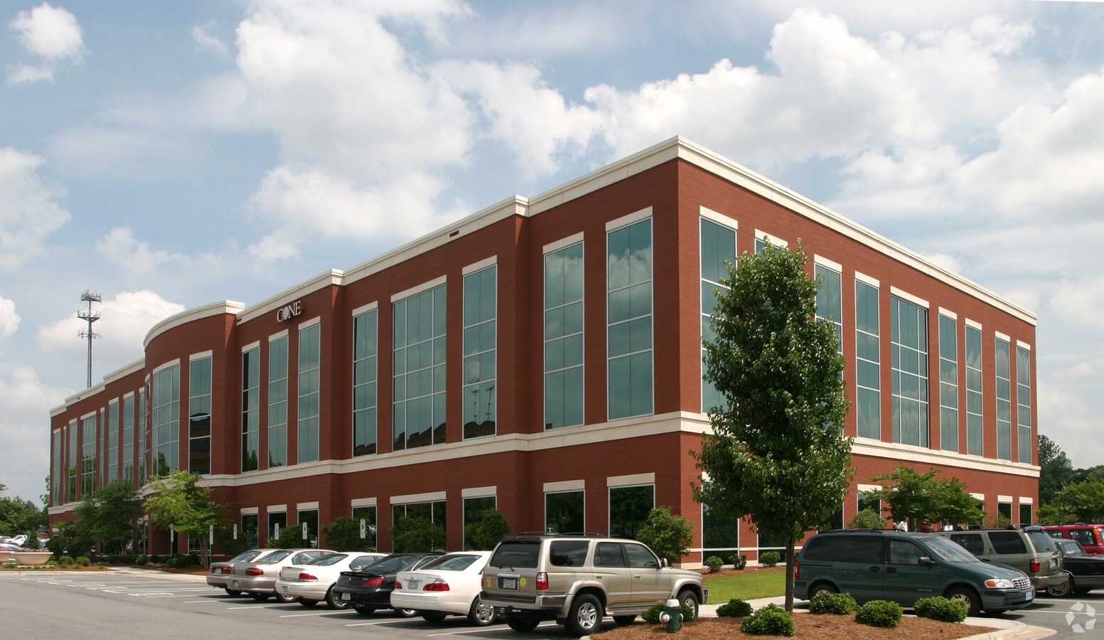 804 Green Valley Rd, Greensboro, NC 27408 ITG Building