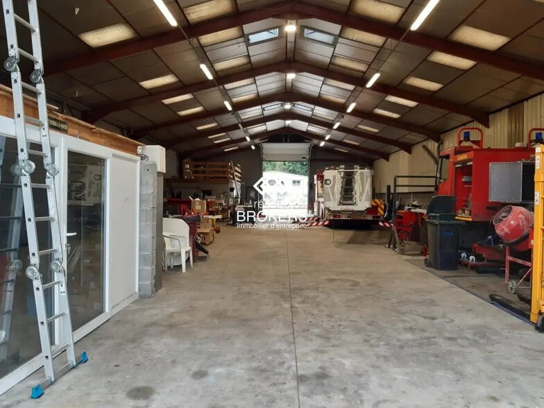 Flex in La Ravoire for lease - Interior Photo - Image 1 of 2