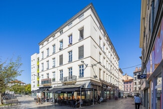 More details for 8 Place Du Marché, Lyon - Retail for Lease