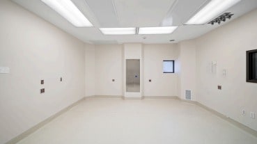 910 N Highway 146, Baytown, TX for lease Interior Photo- Image 2 of 5