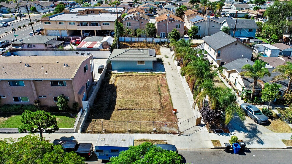 1712 252nd St, Lomita, CA 90717