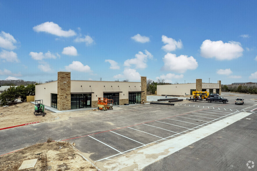 201 Saint Joseph Ct, Liberty Hill, TX for lease - Building Photo - Image 2 of 20