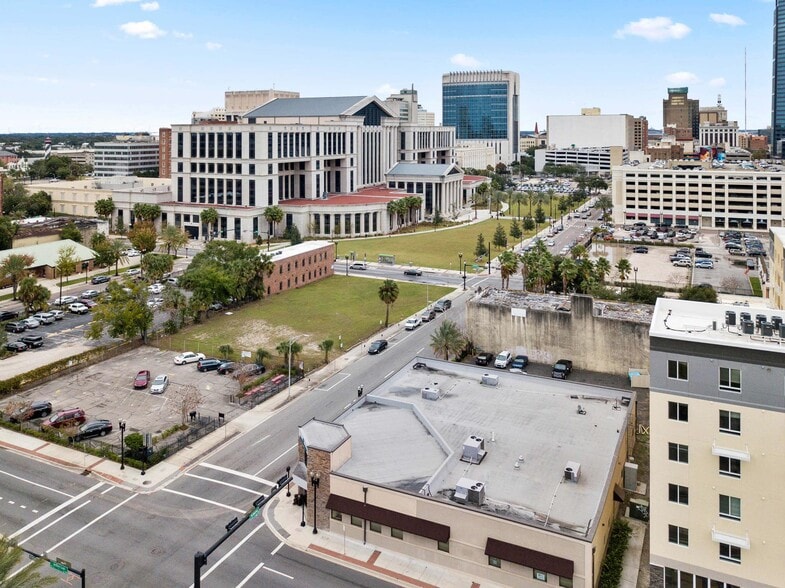 630 W Adams St, Jacksonville, FL for lease - Building Photo - Image 2 of 4