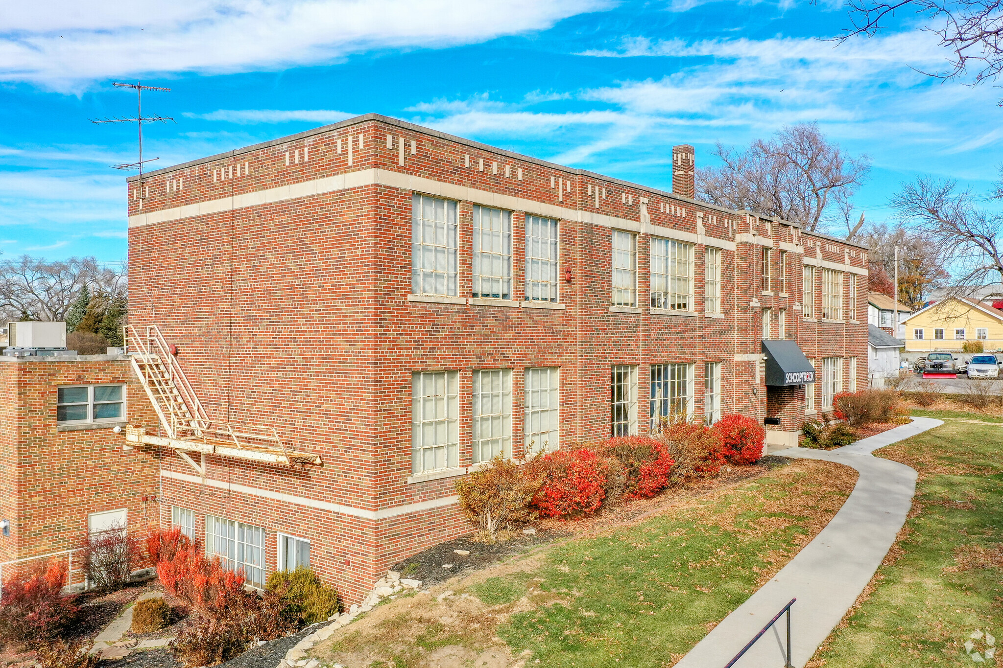 13270 Millard Ave, Omaha, NE for sale Primary Photo- Image 1 of 1