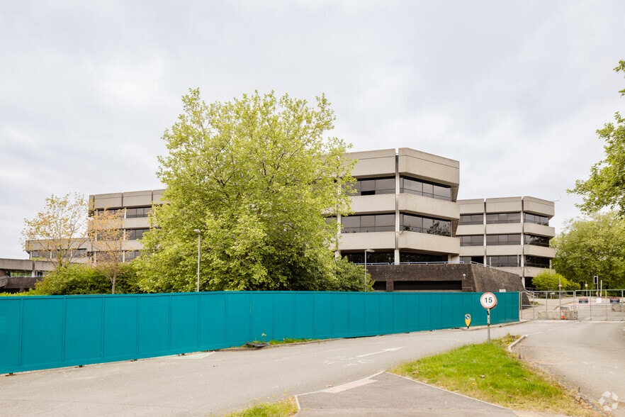 Shinfield Park, Reading for lease - Primary Photo - Image 1 of 2