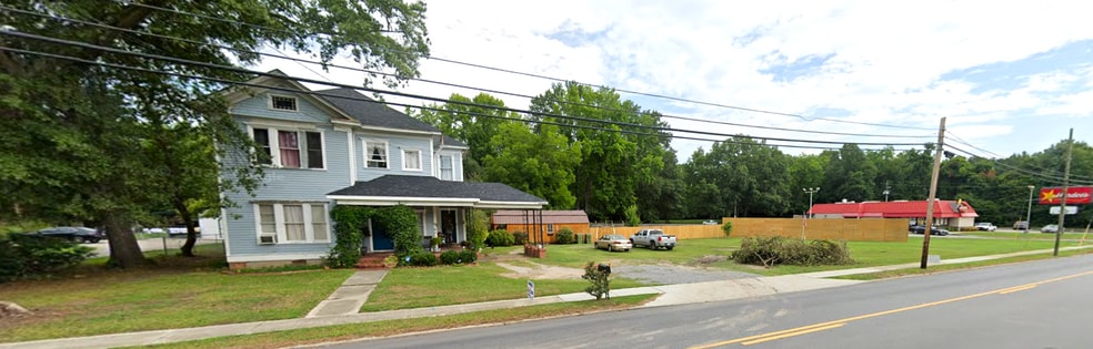 222 S Main St, Bishopville, SC for sale - Primary Photo - Image 2 of 5