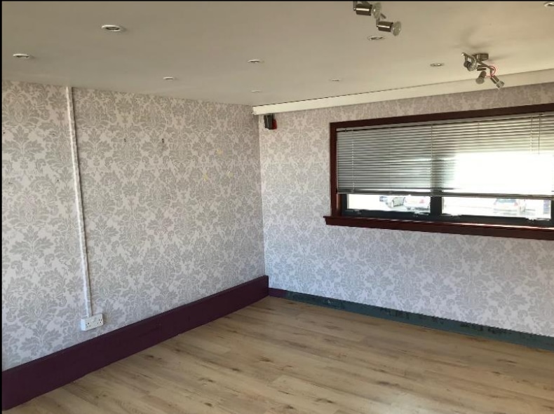 2-28 Parkhouse St, Ayr for lease Interior Photo- Image 1 of 3