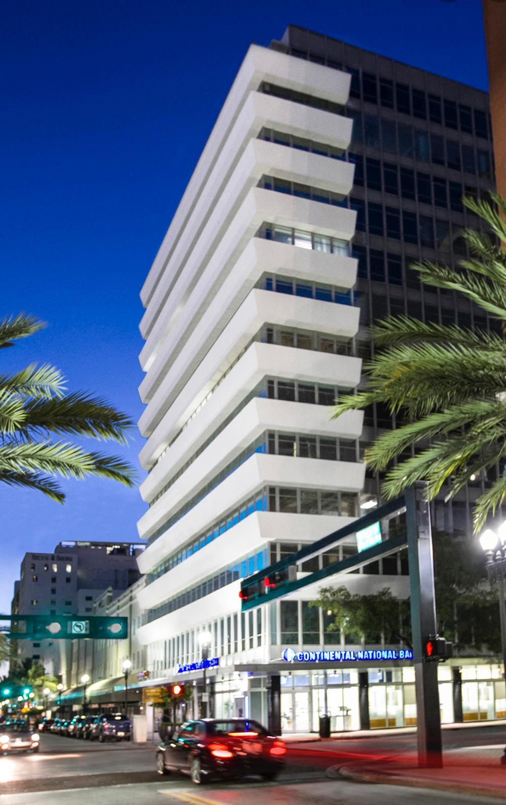 14 NE 1st Ave, Miami, FL for lease Interior Photo- Image 1 of 5