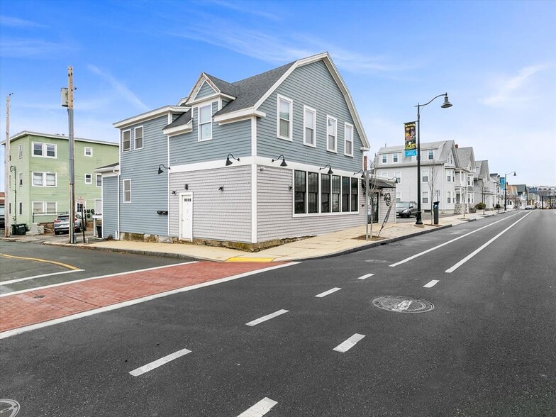 374 Rantoul St, Beverly, MA for lease - Building Photo - Image 2 of 3