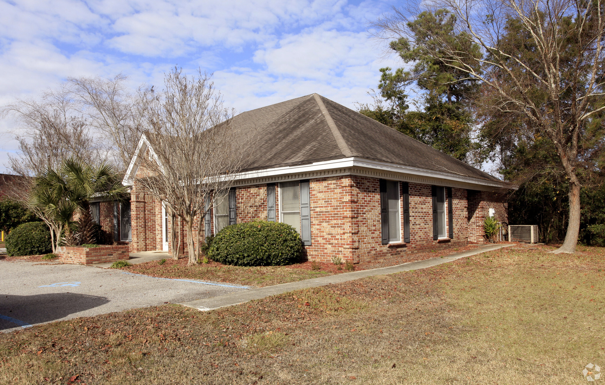 1240 Hospital Dr, Mount Pleasant, SC for sale Primary Photo- Image 1 of 1