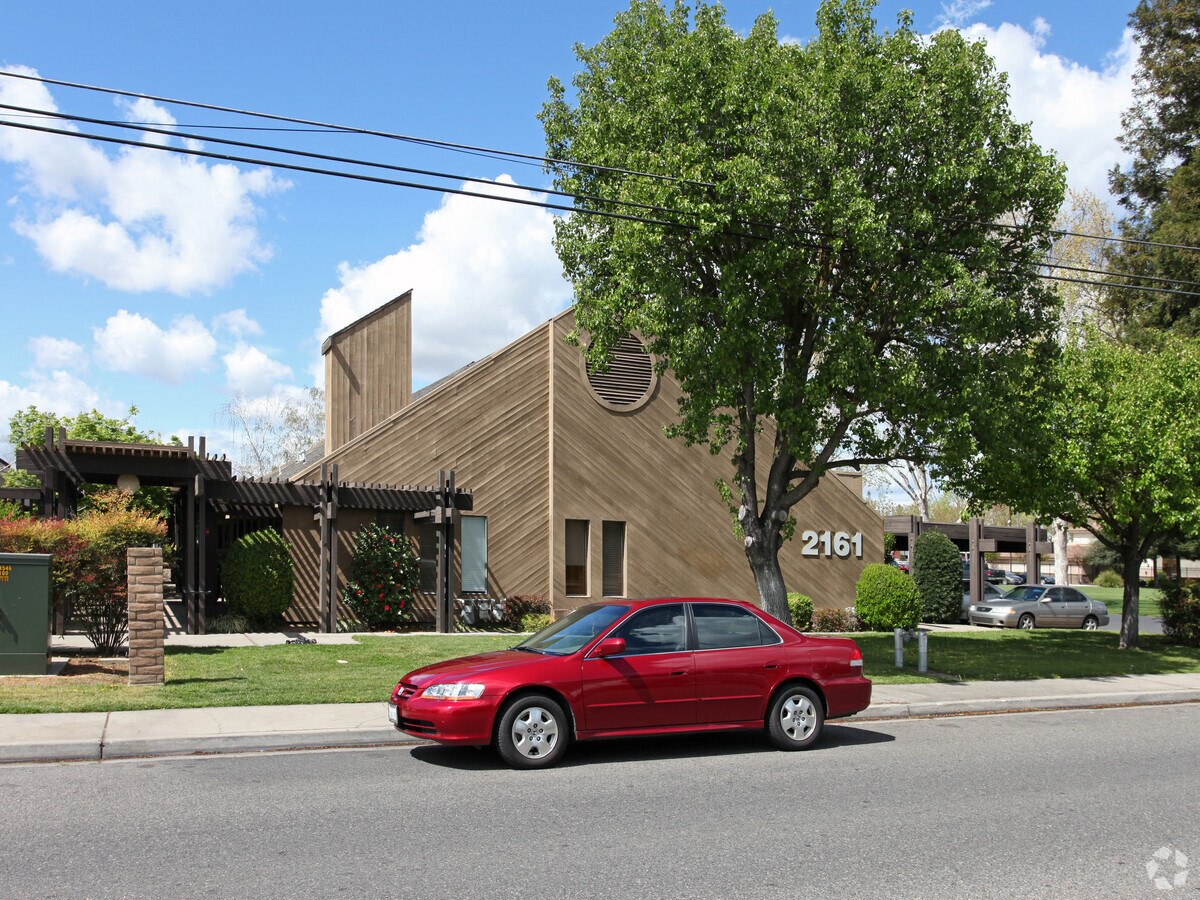 2161 Colorado Ave, Turlock, CA 95382 Property Record