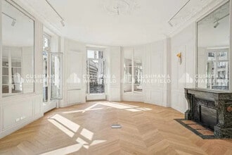 124 Rue Du Faubourg Saint-Honoré, Paris for lease Building Photo- Image 1 of 10