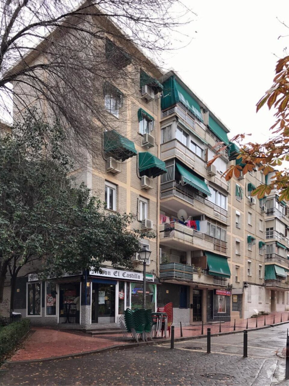 in Móstoles, Madrid for sale Primary Photo- Image 1 of 1