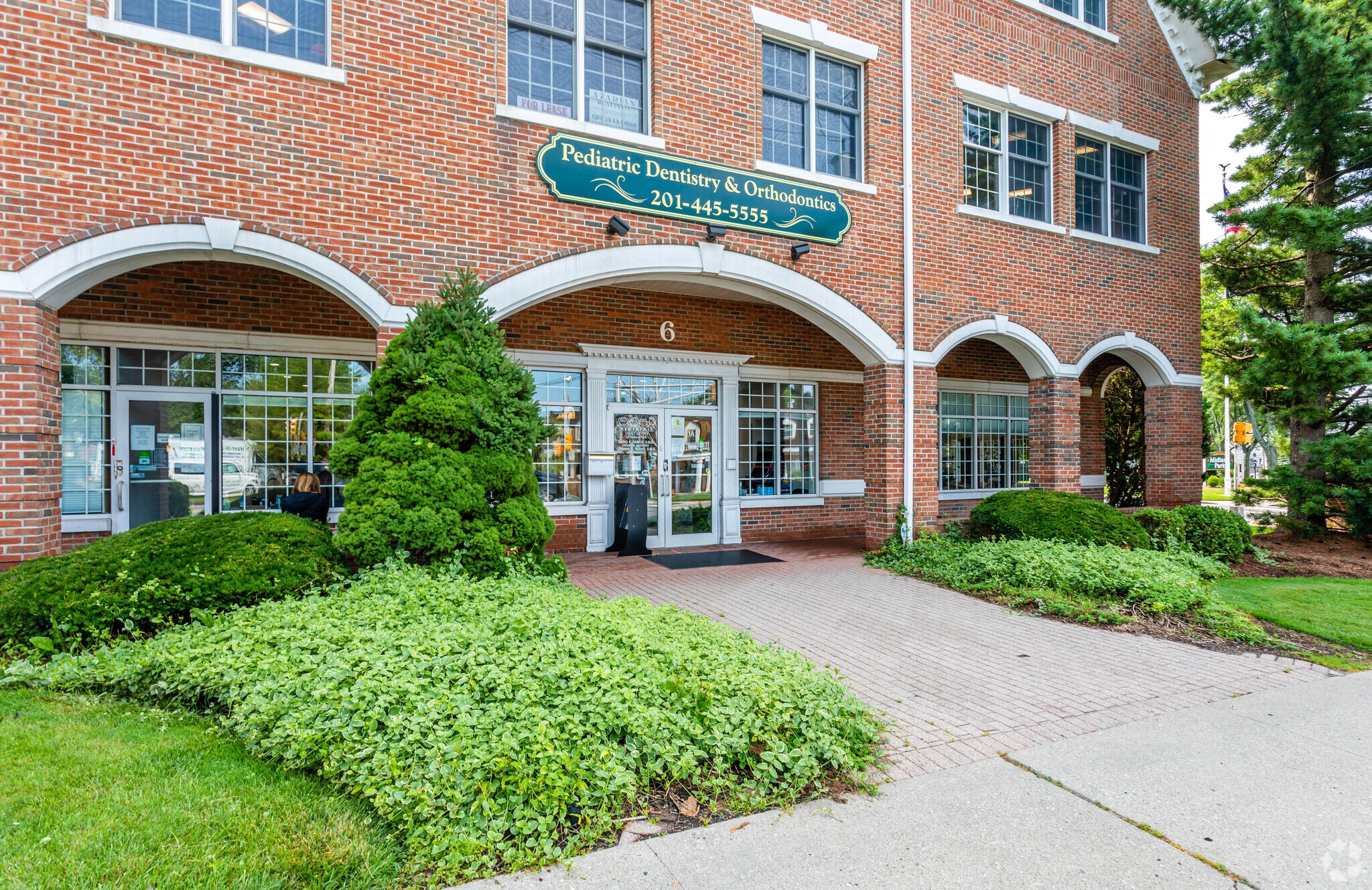 6 Prospect St, Midland Park, NJ 07432 The Azarian Bldg