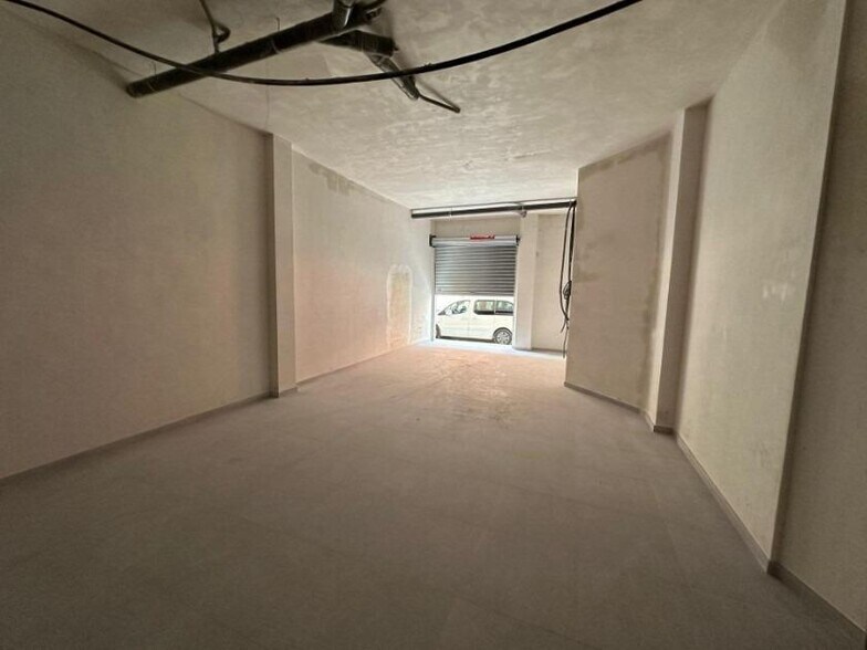 Retail in Alzira for sale - Building Photo - Image 1 of 3