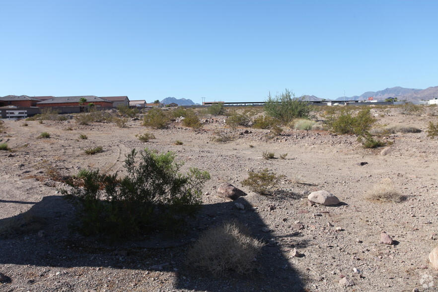 Lake Mead Pky, Henderson, NV for lease - Primary Photo - Image 1 of 7