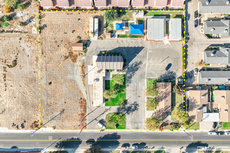 1780 Emma Lee Ln, Hanford, CA - aerial  map view - Image1