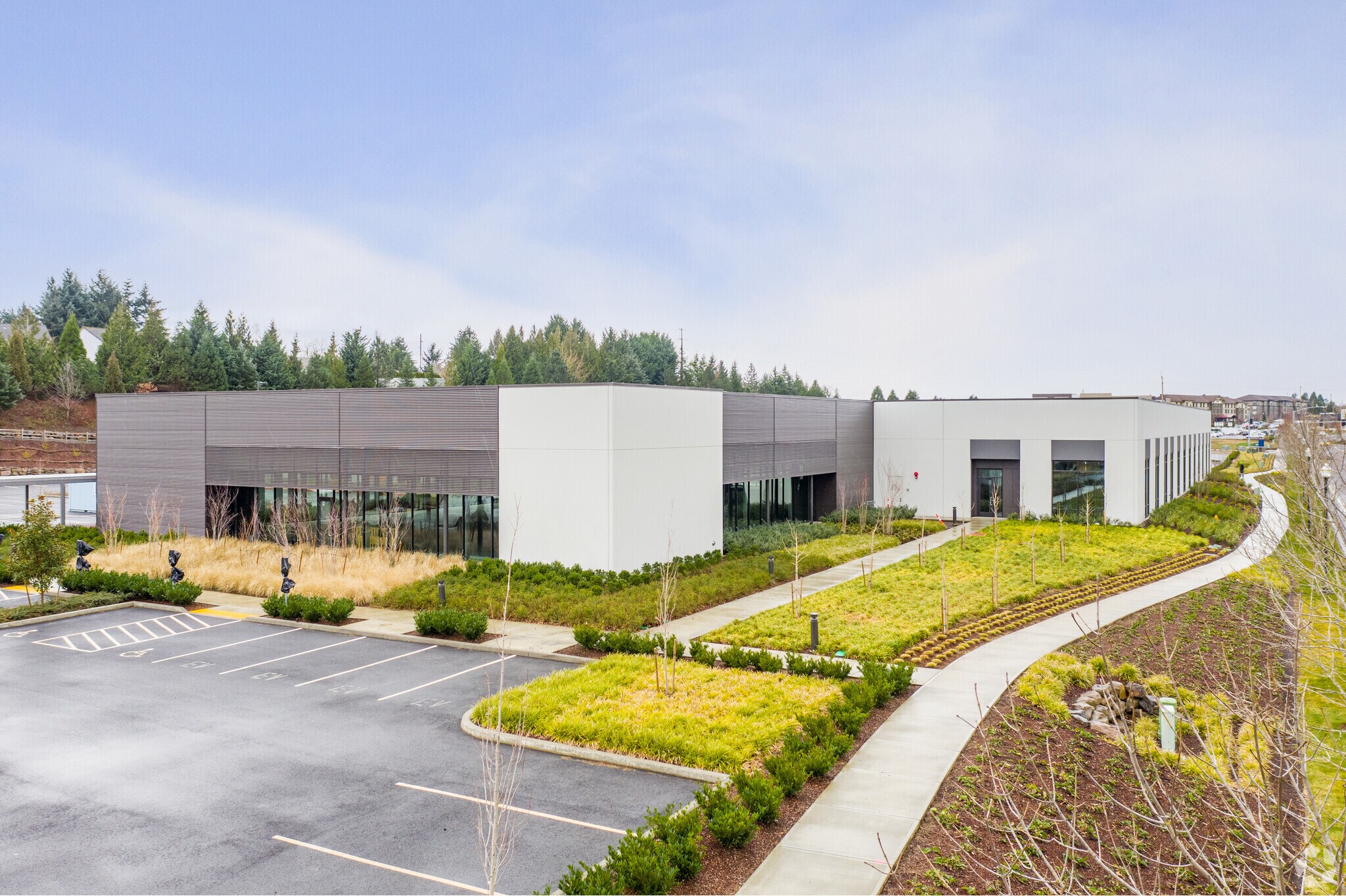18105 SE Mill Plain Blvd, Vancouver, WA for lease Primary Photo- Image 1 of 8