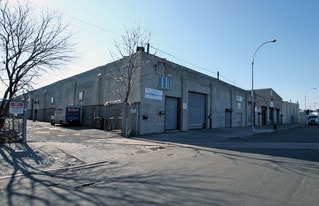 GROUND FLOOR WAREHOUSE WITH PARKING !!! - Warehouse
