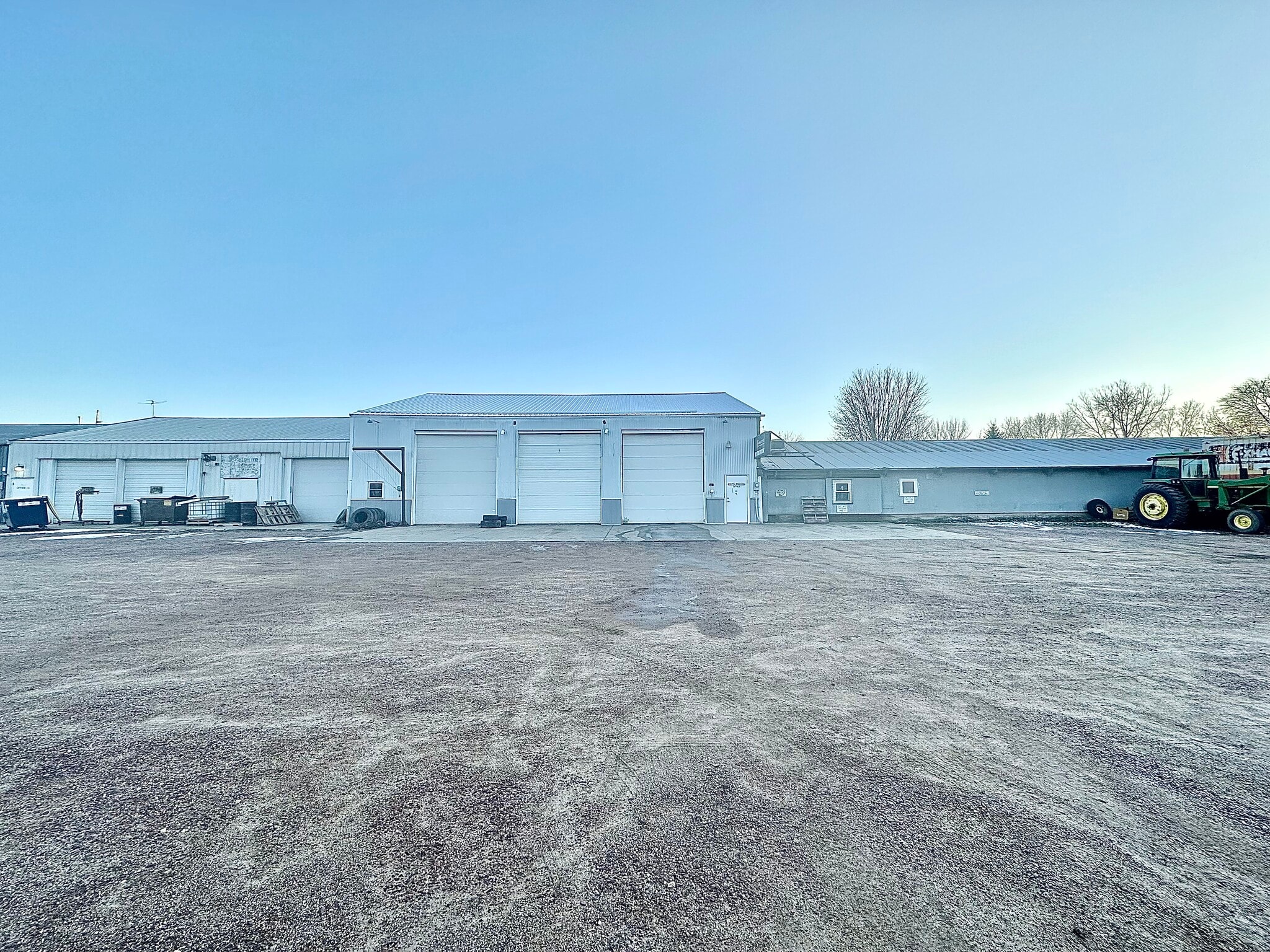 706 S County Rd 5  