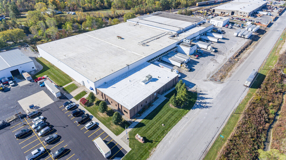 7235 Vicksburg Pike, Fort Wayne, IN for lease - Aerial - Image 3 of 6