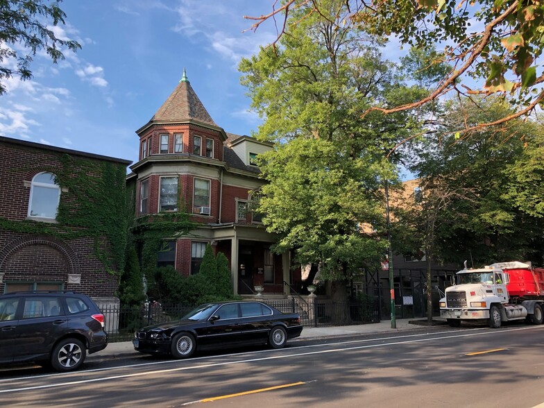 717 W 18th St, Chicago, IL for sale - Primary Photo - Image 1 of 5