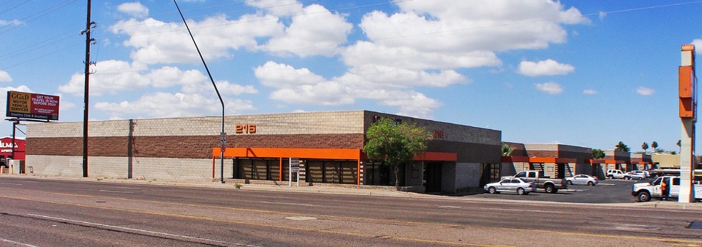 216 S Alma School Rd, Mesa, AZ for lease - Building Photo - Image 1 of 7