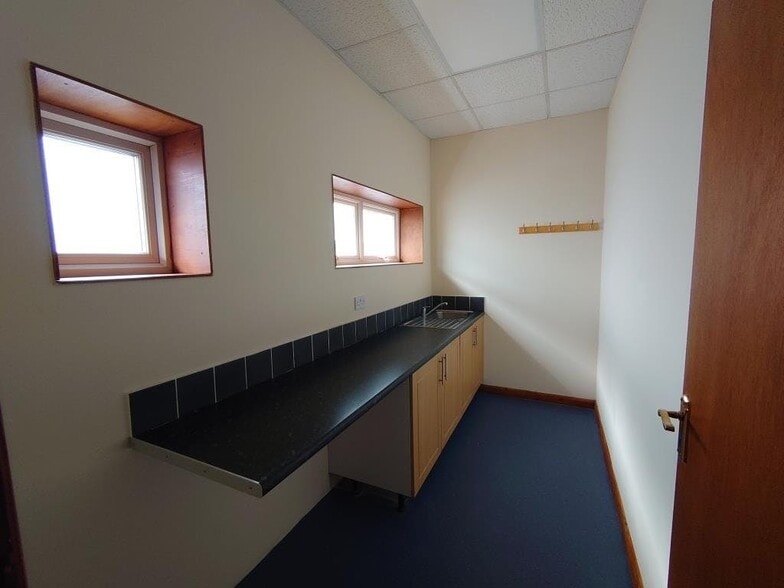 5 Brunel Rd, Totton for lease - Interior Photo - Image 2 of 5