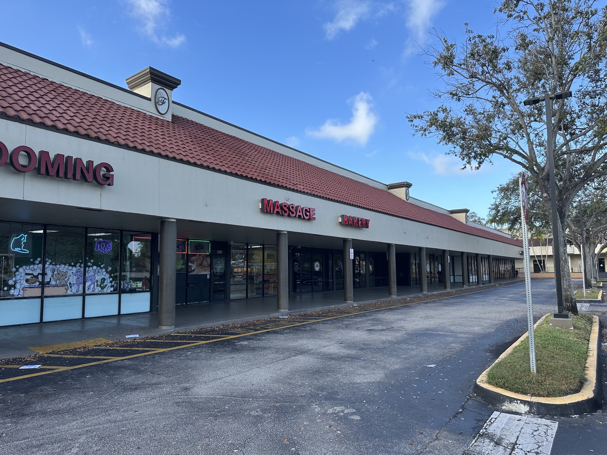 8500-8698 NW 44th St, Sunrise, FL for lease Building Photo- Image 1 of 5