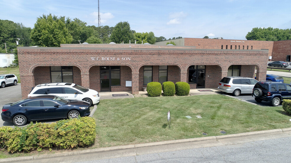 108-110 Longale Rd, Greensboro, NC for lease - Building Photo - Image 1 of 5