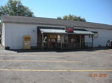649 Cedar St, Coshocton, OH for sale Primary Photo- Image 1 of 1