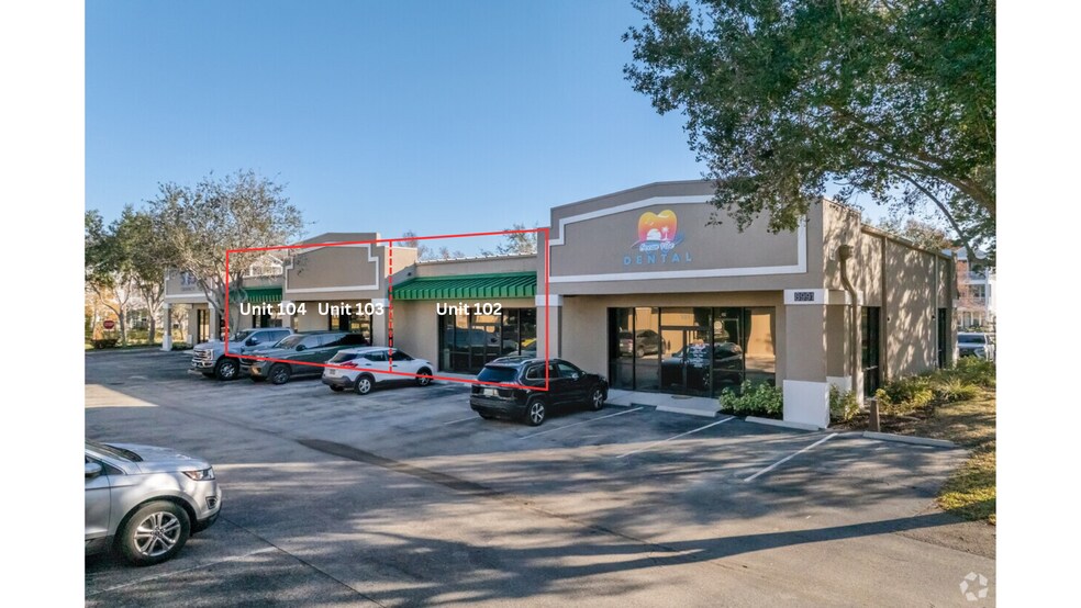 8991 Daniels Center Dr, Fort Myers FL - Live-Work Space