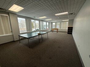 8692 Olde Worthington Rd, Westerville, OH for lease Interior Photo- Image 1 of 5