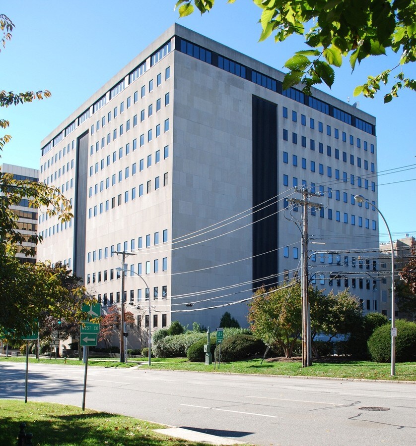 440 Hamilton Ave, White Plains, NY 10601