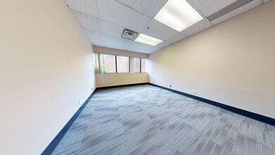 455 E Eisenhower Pky, Ann Arbor, MI for lease Building Photo- Image 2 of 4