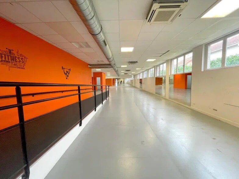 Rue Georges Bourgoin, Achères for sale - Interior Photo - Image 3 of 5