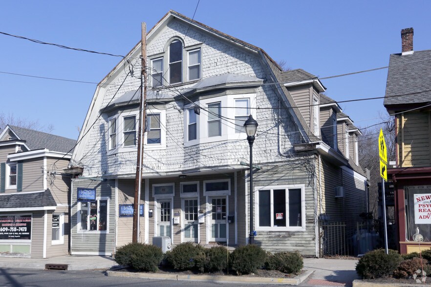 4145 Main St, New Egypt, NJ 08533