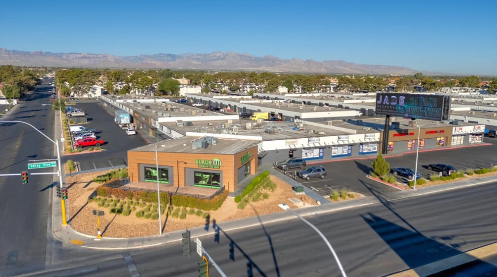 3871 S Valley View Blvd, Las Vegas, NV for lease - Building Photo - Image 1 of 6