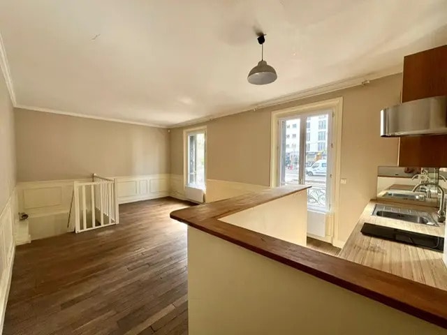 Office in Cachan for sale - Interior Photo - Image 2 of 6